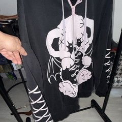 Widow Women’s L Full Zip Hooded Hoodie Black/Pink Skull Graphic Print