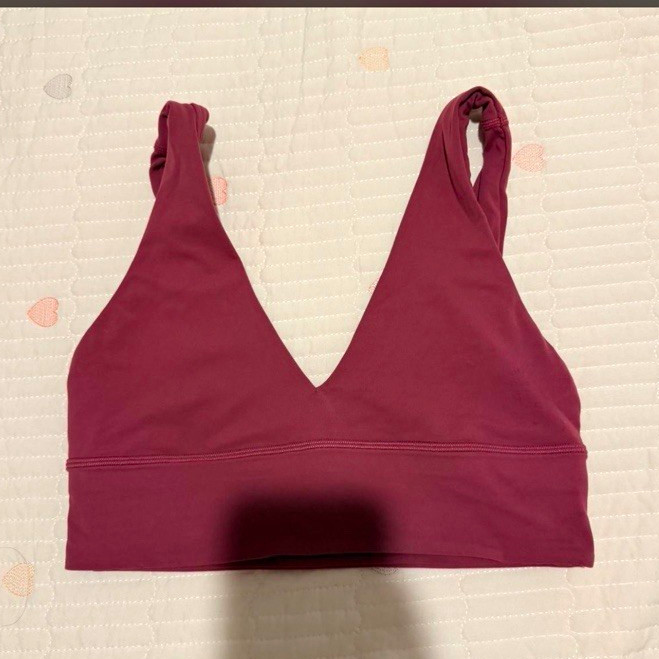 lululemon athletica Burgundy Solid Wireless Pullover Sports Bra Size 8