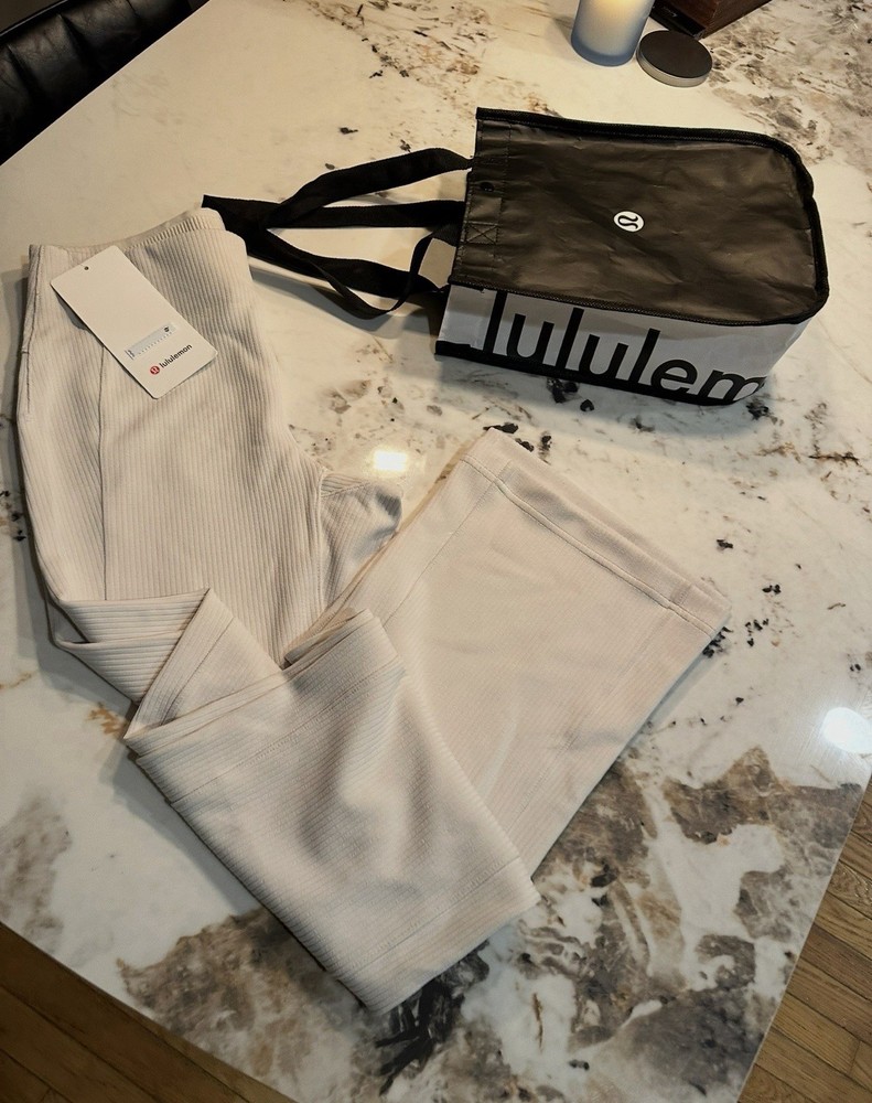 Lululemon Ribbed Softstreme Flared Pant Regular Size 2 Bone LW5GVKS