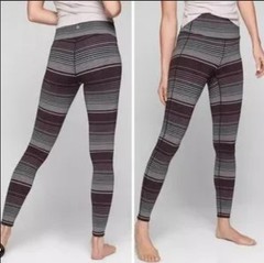 Athleta Women’s Chaturanga Expanse Stripe Tight Leggings Size Medium Yoga Gym