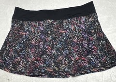 Lululemon Pace Rival Skirt Reg Length 15 inches Floral Spray Multi Black Size 12