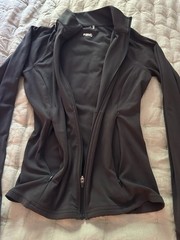 Black Oner Full Zip. Size XS. Great Condition. Soft. Athletic. Lightweight Top