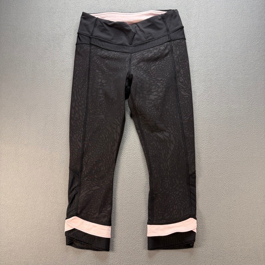 Lululemon Run Inspire Crop II Leggings Size 6 Animal Print Mesh Running Yoga