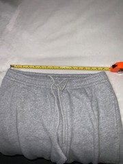 NWT VICTORIA’S SECRET PINK IVY FLEECE CAPRI JOGGER SWEATPANTS MEDIUM