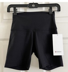 Lululemon Align Ribbed HR Shorts 6″ Black Size 4 worn once