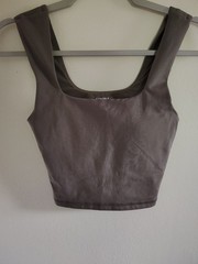 Form Square Neck Crop Sports Bra Small Athleisure Yoga Pilates Revolve Sporty