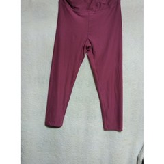 Time and Tru Rose-Mauve High-Rise Crop Ponte Capris. AW 26