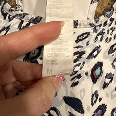 Fabletics Medium Sports Bra White Animal Print Wireless Pullover High Support