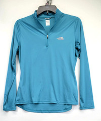 The North Face Women’s Md Turquoise VaporWick 1/2 Zip Lightweight Pullover (D7)