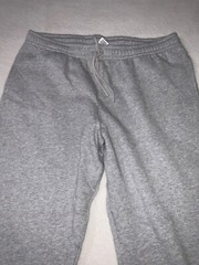 NWT VICTORIA’S SECRET PINK IVY FLEECE CAPRI JOGGER SWEATPANTS MEDIUM