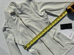 NWT Lululemon Define Jacket Nulu Bone Gold Size 4 Full Zip Thumbholes $128