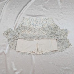 New Blogilates Women’s Ballerina Skort Skirt White Blue Yellow Floral XS (0-2)