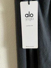 NWT Alo Yoga Embrace Long Sleeve Turtleneck Top Solid Dark Gray Women’s M W3496R
