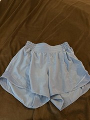 Lululemon Women’s Blue 4in Hottie Hot Size 4 shorts