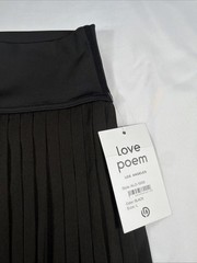 Love poem Los Angeles Black Pleated Skort L Polyester Elastane Moisture Wicking
