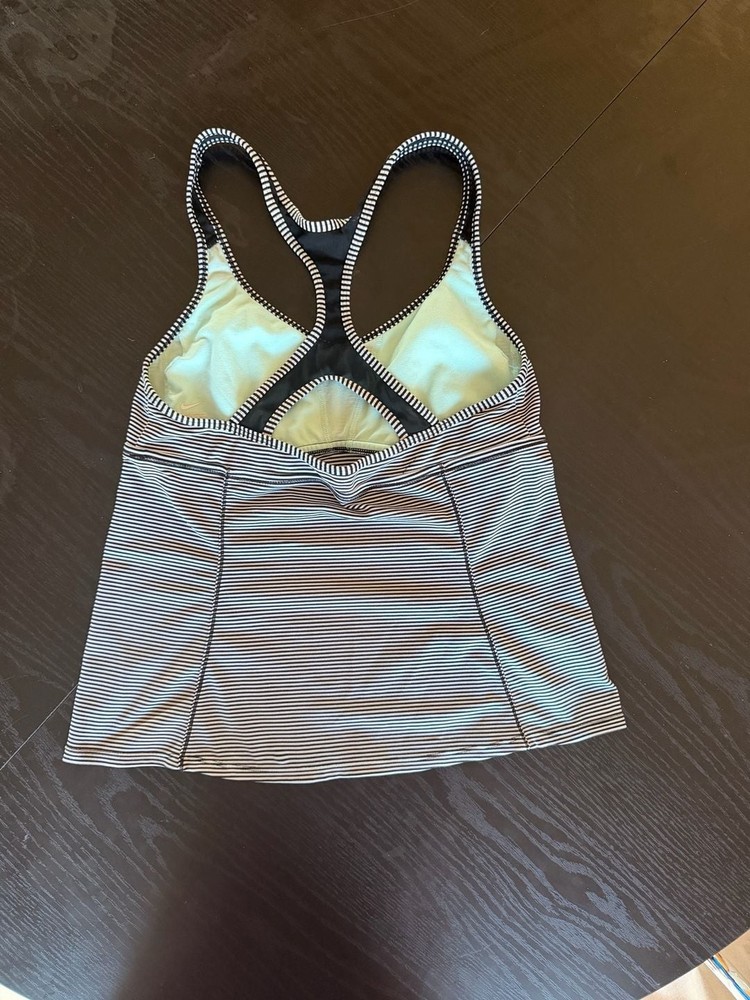 Nike Women’s Striped Racerback Performance Tank Top with Built-in Shelf Bra
