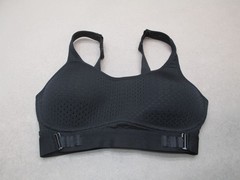 Layer 8 Size M Womens Black Lined Wireless Pull On Athletic Sport Bra 11M