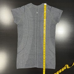 Lululemon Swiftly Tech Short Sleeve Shirt 6 Gray Seamless Athletic Running Yoga