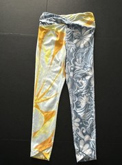 FP Movement Double Take Printed Leggings Women SZ M MidRise 7/8 Pant Yellow Blue