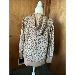 🖤 Hippie Rose Leopard Print Hoodie Sweatshirt | Size Medium | Cozy & Trendy 🐆