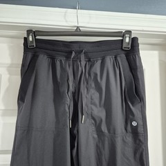 Lululemon Pants Womens Medium Black Dance Studio Cargo Mid-Rise Relaxed Baggy
