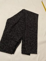 lululemon Women’s Black/Gray Animal Print Pull-On Activewear Leggings Size 4