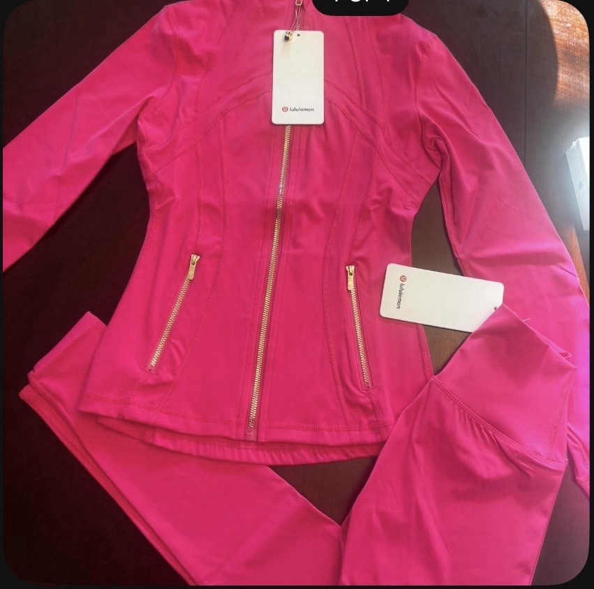Lululemon Pink Women’s 2 Piece Set Jacket & Leggings Zip Pocket (gold zipper)