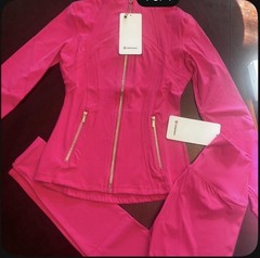 Lululemon Pink Women’s 2 Piece Set Jacket & Leggings Zip Pocket (gold zipper)