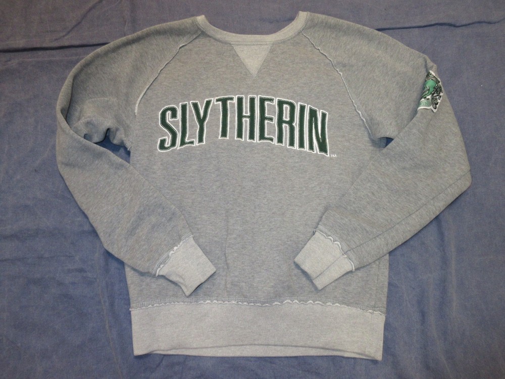 Harry Potter SLYTHERIN Crewneck Sweatshirt w Raw Seam – Sz S – Universal Studios
