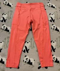 Layer 8 Women’s Leggings Size Medium Peach Orange Capri Pockets