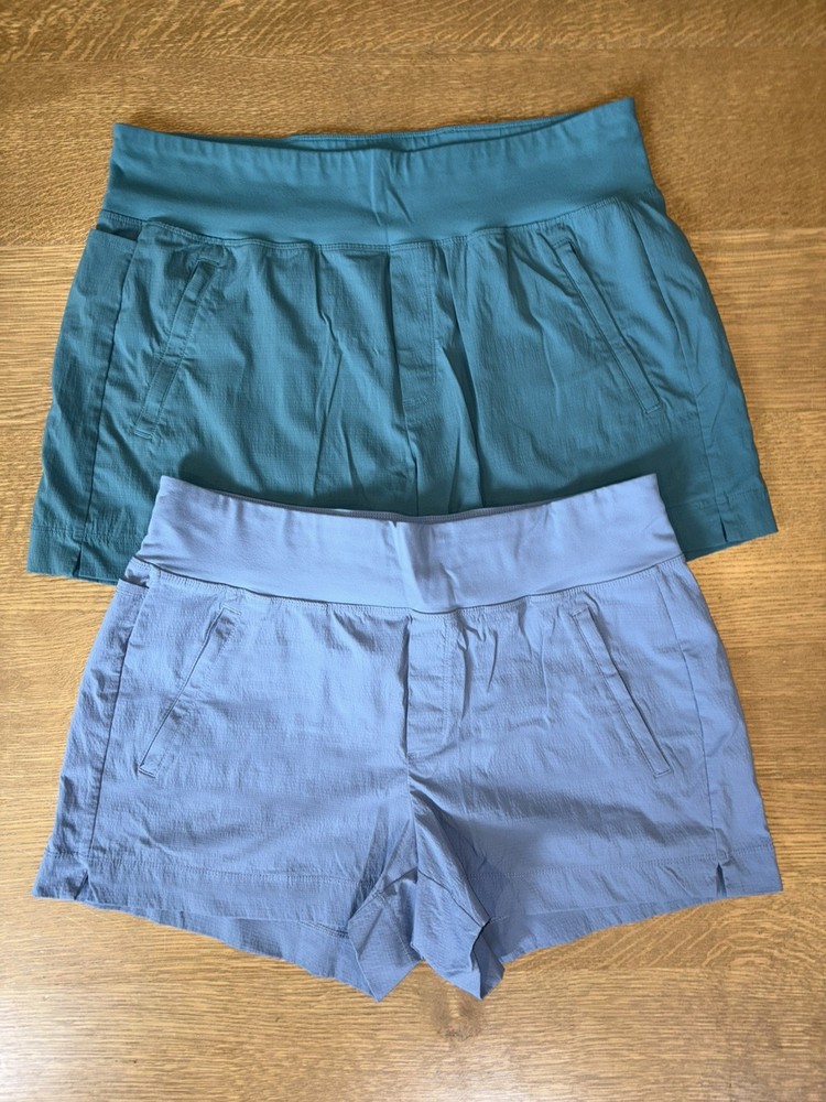 Bundle of Two Athleta Trekkie North Shorts Women’s Size 14 Teal Blue Outdoors