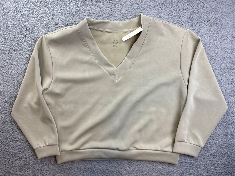 A New Day Womens Large Light Green Sandwash V-Neck Sweatshirt