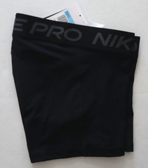 Nike Pro CZ9857-014 Women Sz S Black/Gray Dri-FIT Mid-Rise 3″ Compression Shorts