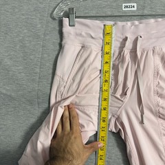Lululemon Women’s 6 Solid Pink Lined Dance Studio Mid-Rise Jogger Pants