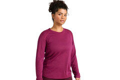 ALLBIRDS WOMEN’S NATURAL RUN LONG SLEEVE TEE – SIZE: WOMEN XS – THRIVE CRIMSON