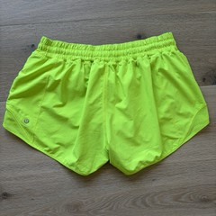 Lululemon Hotty Hot Short II Long 4” Highlight Green Sz 12 Running*P12