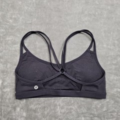 Lululemon Sports Bra Womens 6 Black Strappy Crossback Yoga Athletic Gym Top