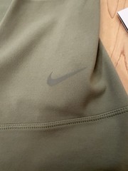 Nike Zenvy Green Cropped Leggings Gentle Support High Rise Crop SMALL Yoga $100