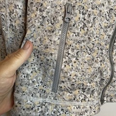 Lululemon First Release Forme II Jacket Petit Fleur Silver Spoon Size 4