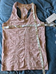 Athleta BNWT Momentum Tank Top L Space Dye Red Racerback Yoga Gym Workout Active