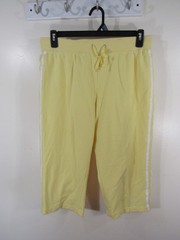 Unbranded Activewear Capri Size 33 in. Waist Yellow Elastic Drawstring Waist