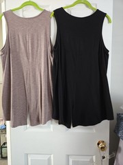 Any Body Lot Of 2 High Low Tunic Tank Tops Black & Tan Size Large Slit In Back