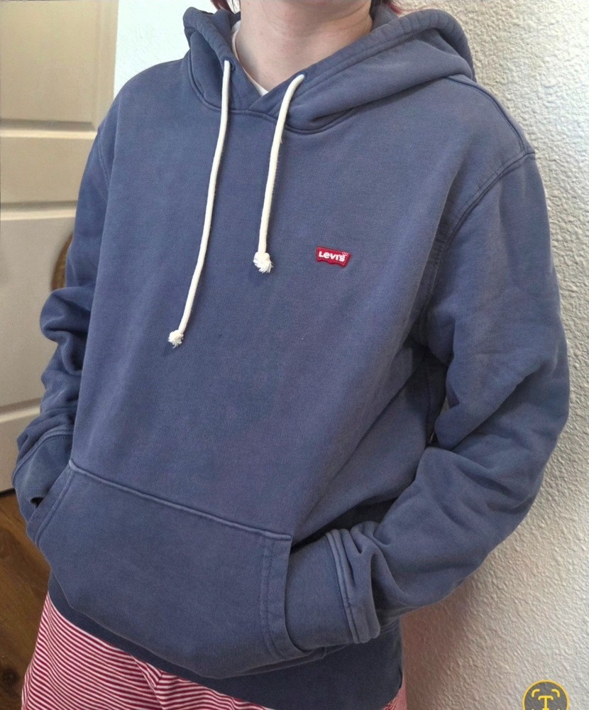 Levi’s classic pullover hoodie in navy blue with iconic embroidered red Batw