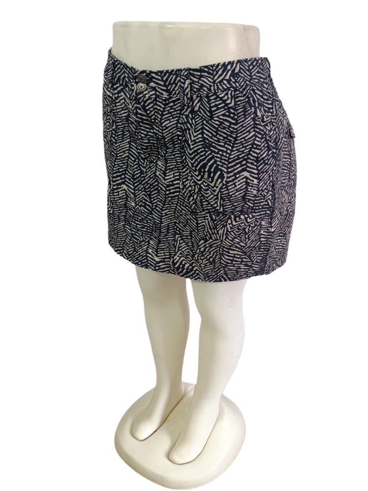 Lee | Just Bellow The Waist | Black & White | Waist 38| Y2K | Cotton Blend Skort