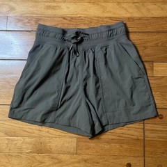 Lululemon Dance Studio High-Rise Short 3.5″