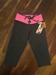 Bia Brazil Fitness Active Wear Colombian Women’s Leggings Capri NWT one size