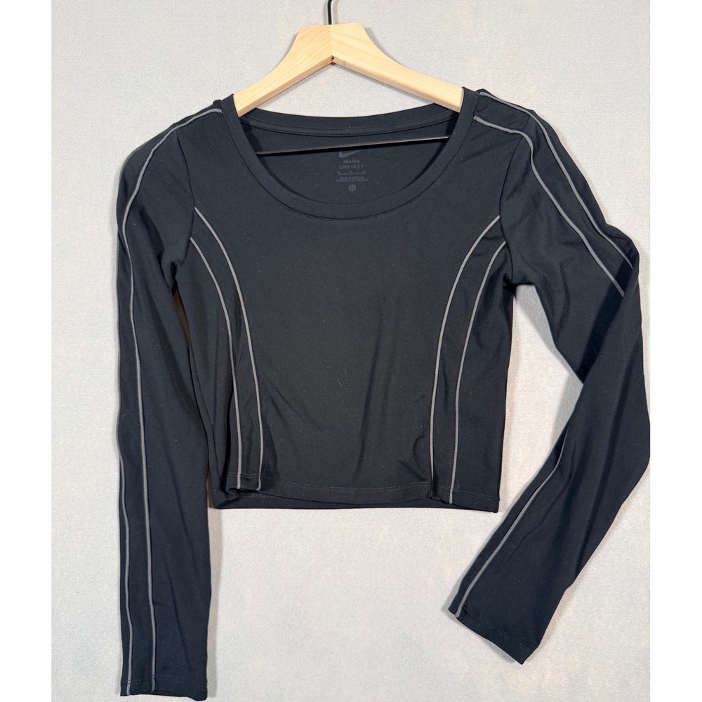 Nike One Dri-FIT Womens Black Cropped Long Sleeve Top Reflective Piping Small