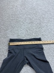Lululemon Leggings Women Size 6 Gray Activewear Stretch Mid-Rise Cropped