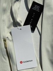NWT Lululemon Define Jacket Nulu Bone Gold Size 4 Full Zip Thumbholes $128