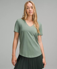 Lululemon Love V-Neck T-Shirt Colour Grey Eucalyptus Size 6